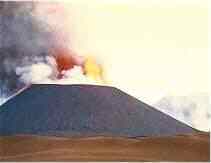 volcan en éruption